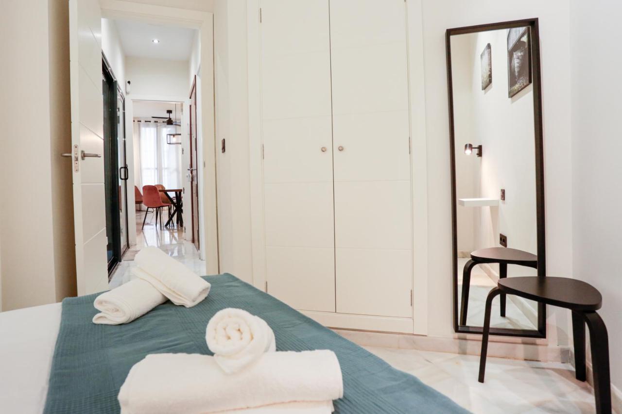 Monkeys Apartments Cervantes Séville Extérieur photo